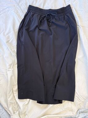 Athleta Black Elastic Waist Skirt